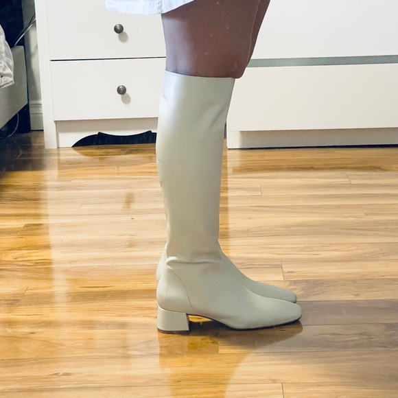 SOLD NWT Zara Tall boots - Picture 3 of 10